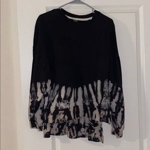 crewneck (bleached at bottom)